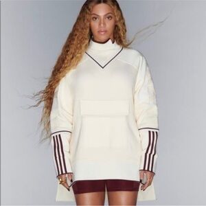 IVY PARK x Beyoncé adidas sweatshirt unisex size large